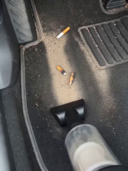 🚀 3-in-1 Car Vacuum: 3s to Clean & Inflate, No more messy seats!