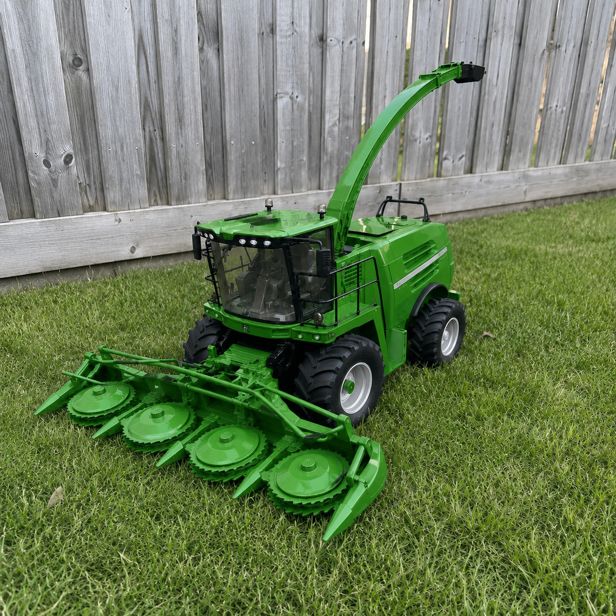 🚜 Remote Control Farm Vehicle Toy with Moving Mechanism & Side-Chute Action