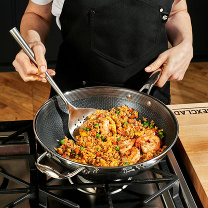 Cook Smarter With Next-Generation Honeycomb Non-Stick Technology