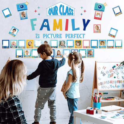 🏫"Our Class Is a Big Family" Photo-Frame Style Bulletin Board Decoration🎒